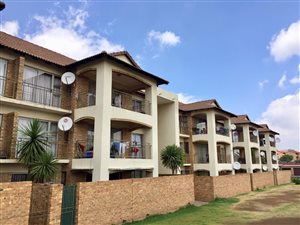 2 Bed Apartment in Erand Gardens