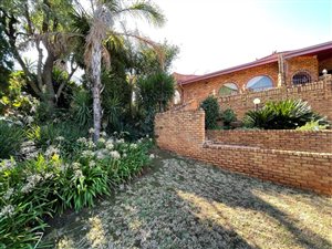 4 Bed House in Kameelfontein and surrounds