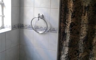 1 Bedroom Garden Cottage in Discovery