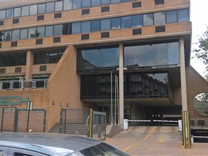 2585 m² Commercial space in Hatfield