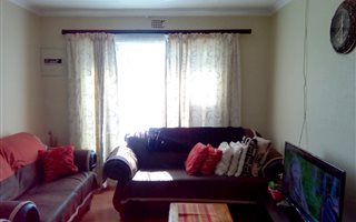 2 Bedroom House in Embalenhle