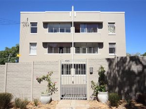 2 Bedroom Apartment in Wynberg