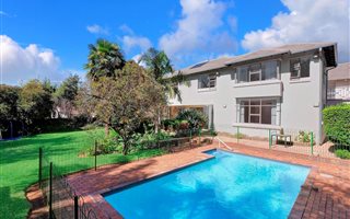 5 Bedroom House in Melrose North