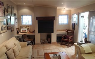 5 Bedroom House in Rosendal
