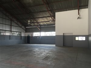 300 m² Industrial space in Chloorkop