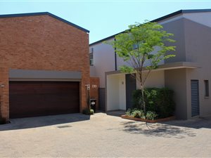 4 Bed Townhouse in Baileys Muckleneuk