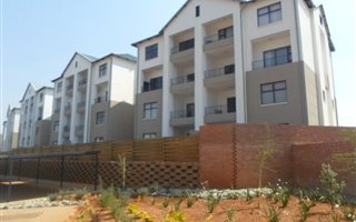 1 Bedroom Apartment in Wilgeheuwel