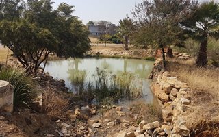 884 m² Land available in Six Fountains Estate