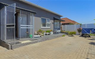 3 Bedroom House in Parow