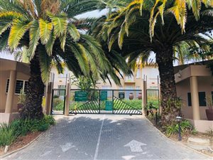 3 Bed Apartment in Radiokop