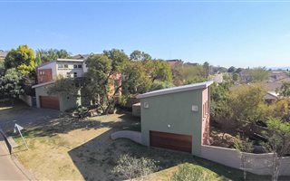 4 Bedroom House in Irene View Estate