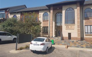 242 m² Office Space in Honeydew