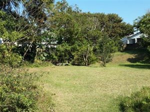 1033 m² Land available in Bazley Beach