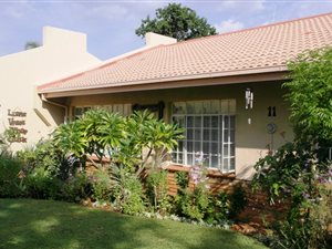 3 Bed Townhouse in Mookgophong (Naboomspruit)