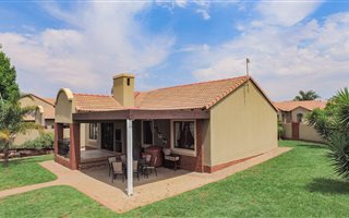 4 Bedroom Townhouse in Eco Park
