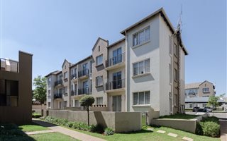 2 Bedroom Flat in Klippoortje