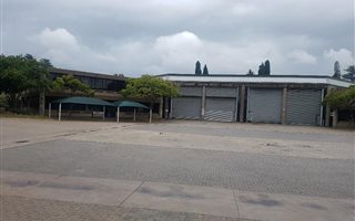 3703 m² Industrial space in Isando