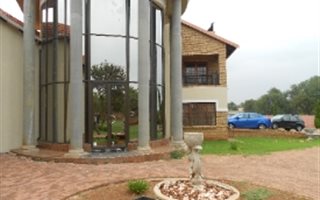 5 Bedroom House in Raslouw AH