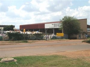 650 m² Commercial space in Waltloo