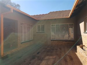 3 Bed House in La Hoff