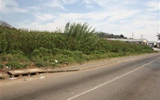 2250 m² Land available in Isipingo Rail