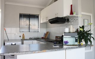 1 Bedroom Apartment in Oakglen