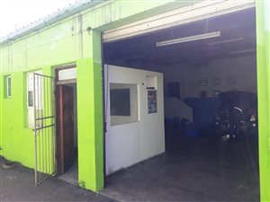 110 m² Commercial space in Springfield