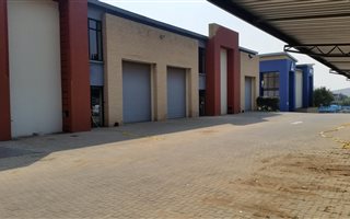 2425 m² Industrial space in Randjesfontein