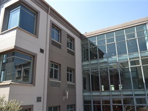 870 m² Office Space in Hillcrest