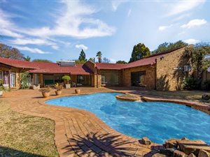 4 Bed House in Woodmead
