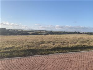 759 m² Land available in Kenton-on-Sea