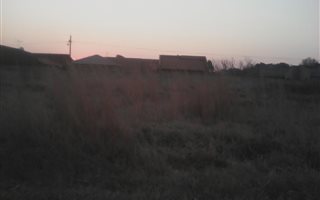 1118 m² Land available in Bonanne