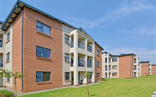 2 Bedroom Apartment in Ravenswood
