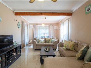 3 Bed House in Westridge