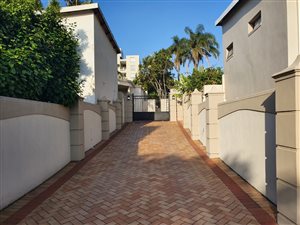 4 Bed House in Essenwood