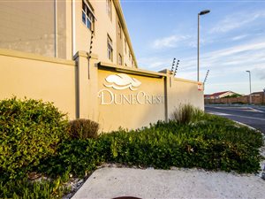 2 Bed Apartment in Muizenberg
