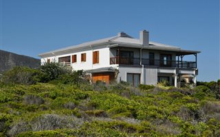 7 Bedroom House in Van Dyks Bay