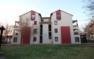 1 Bedroom Flat in Silver Lakes