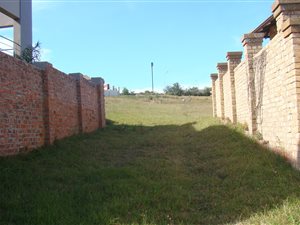 874 m² Land available in Lovemore Heights