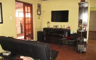 3 Bedroom Cluster in Bayswater
