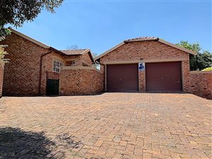 3 Bed Townhouse in Honeydew