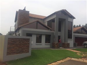 4 Bedroom House in Raslouw