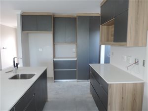 3 Bed House in Langebaan Country Estate