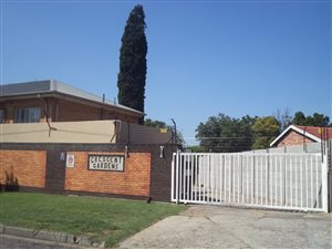 2 Bed Apartment in Parkhill Gardens