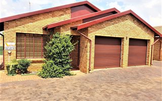 2 Bedroom House in Helikon Park