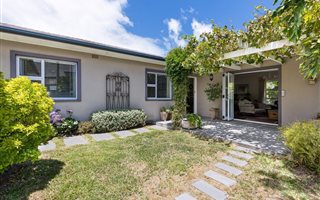3 Bedroom House in Plumstead