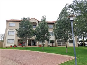 2 Bed Apartment in Paramount Estate