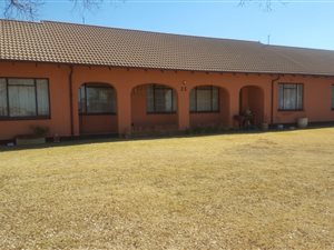 6 ha Farm in Middelvlei