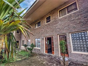 7 Bed House in Heiderand