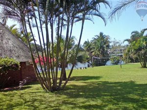 400 m² Commercial space in Umtentweni